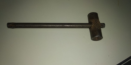 NEW CYLINDER OPNING KEY